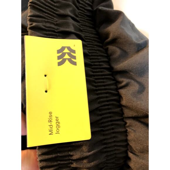 Ladies Lined Jogger, All in Motion, Size L, mid-rise, Black - Picture 4 of 8